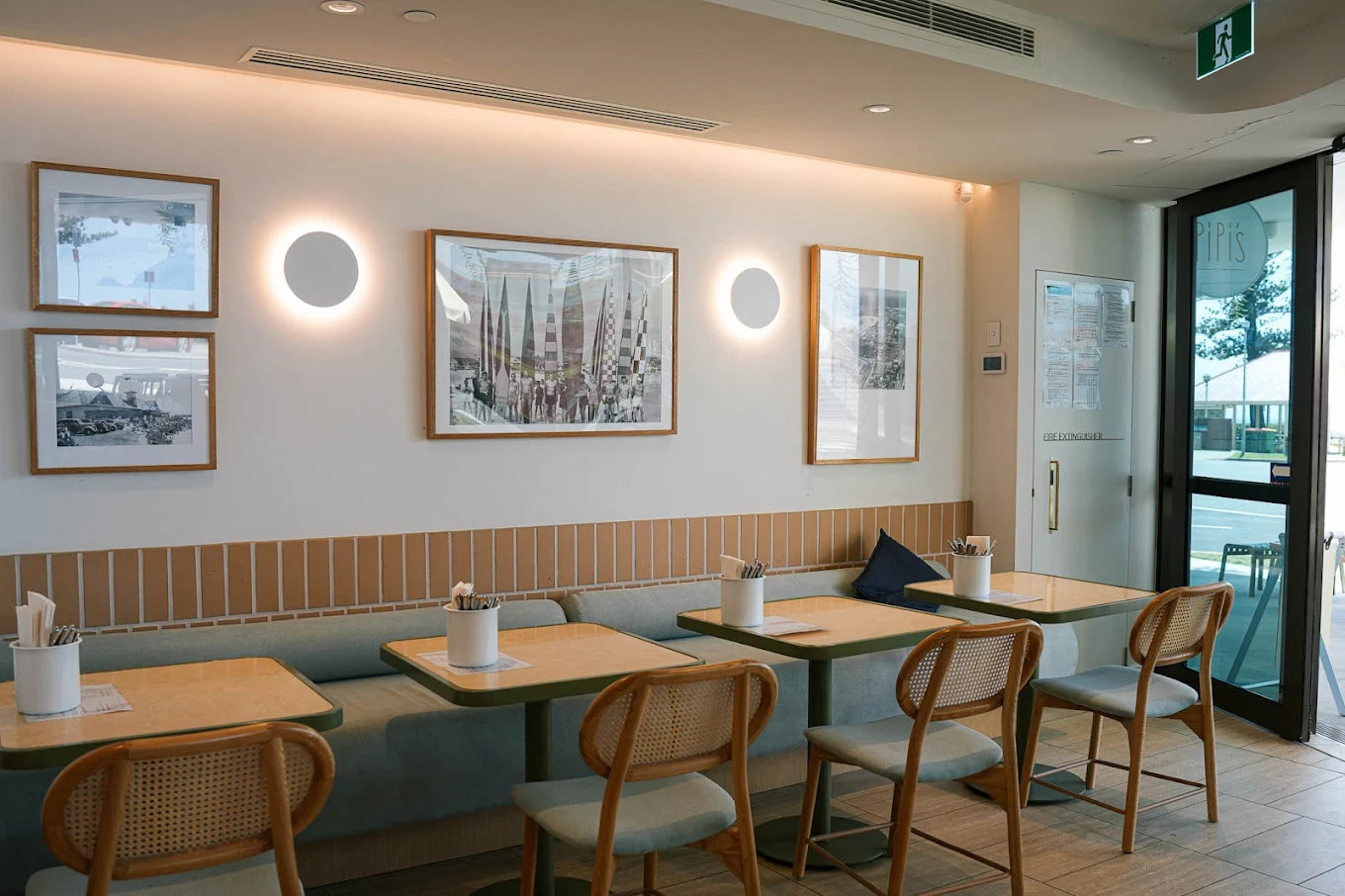 Awaken Cafe - Rainbow Bay.