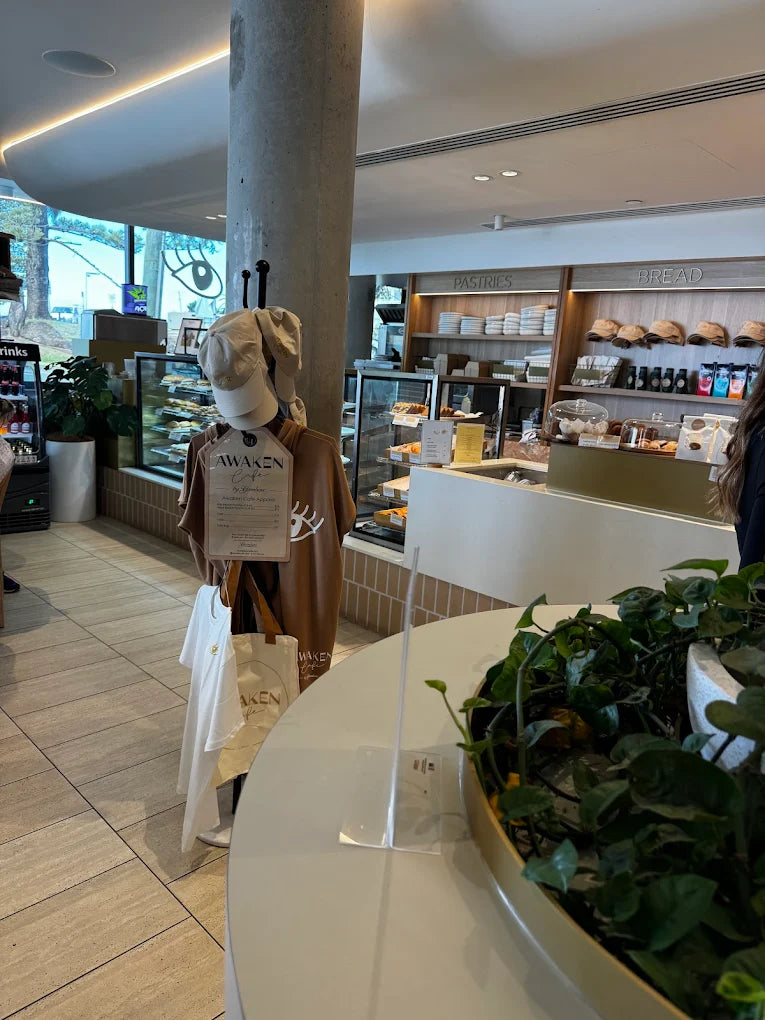 Awaken Cafe - Rainbow Bay.